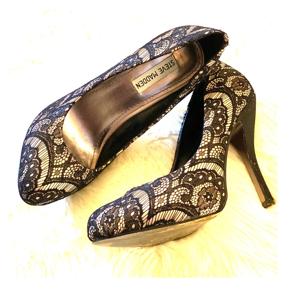 Steve Madden Lace Heels 👠